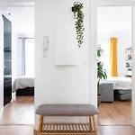 Nice&cozy parisian apartment