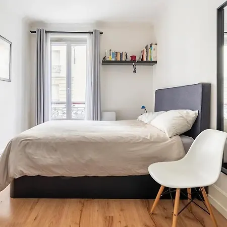 Apartment And Cozy Parisian *